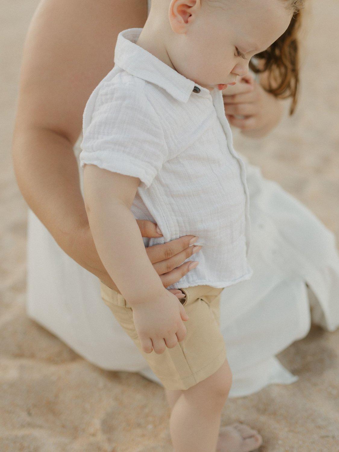 carousel-hero-element image-0