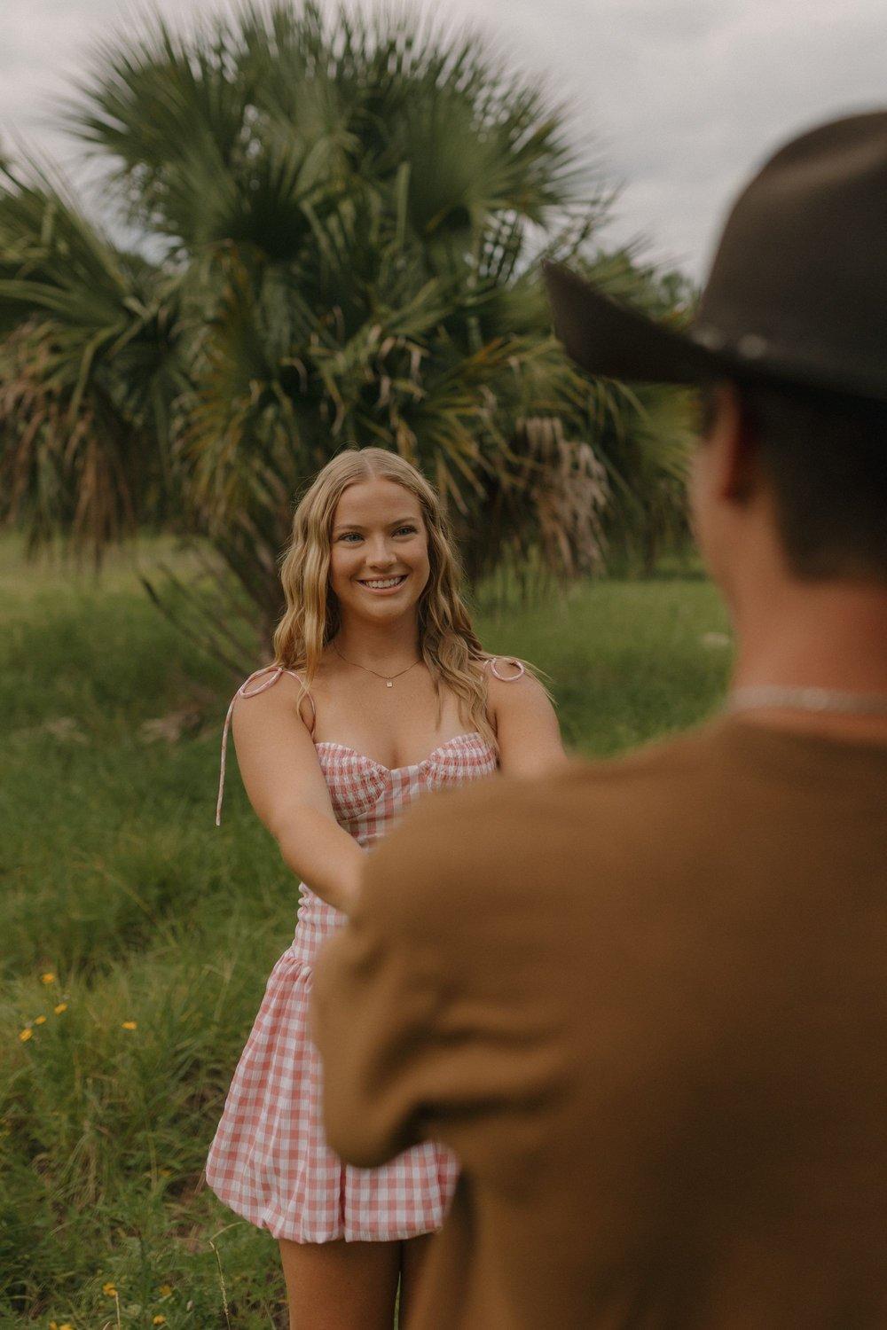 carousel-hero-element image-8